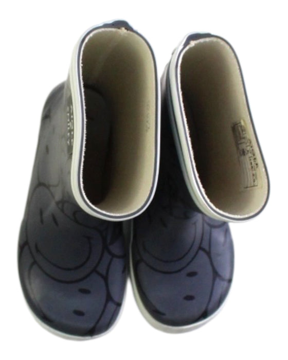 A Black Rain Boots from Aigle in size 3T for neutral. (Back View)