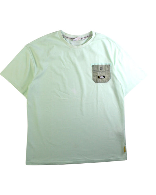 A Green Short Sleeve T Shirts from National Geographic in size 11Y for boy. (Front View)