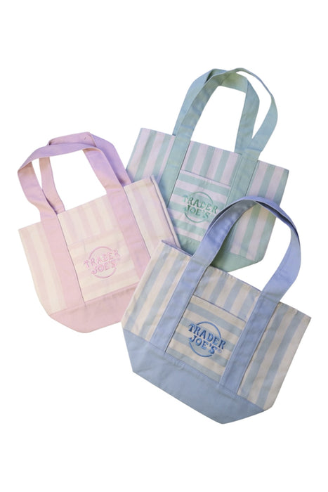 A Green Bags from Retykle in size O/S for girl. (Back View)