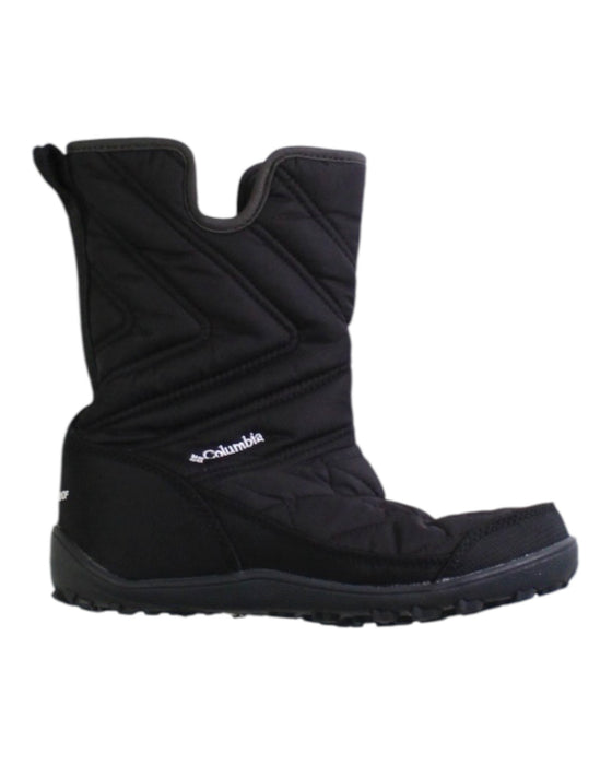 A Black Winter Boots from Columbia in size 9Y for girl. (Front View)