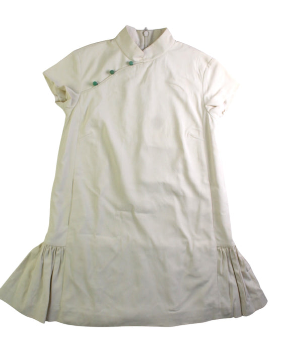 A Beige Short Sleeve Dresses from Shanghai Tang in size 6T for girl. (Front View)