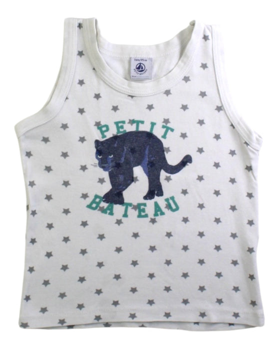 A White Sleeveless T Shirts from Petit Bateau in size 3T for boy. (Front View)