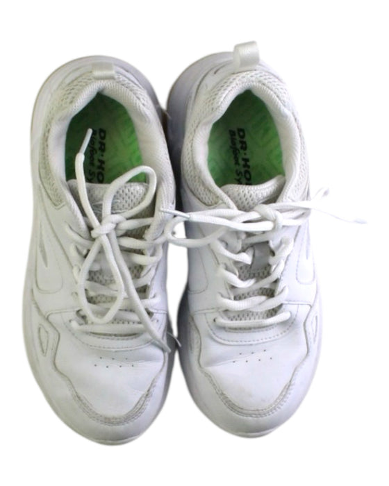 A White Sneakers from Dr. Kong in size 10Y for neutral. (Back View)