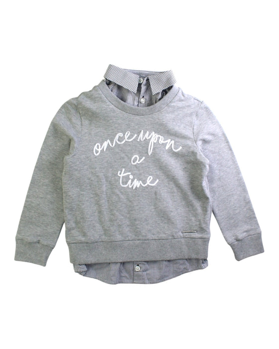 A Grey Crewneck Sweatshirts from Nicholas & Bears in size 6T for boy. (Front View)