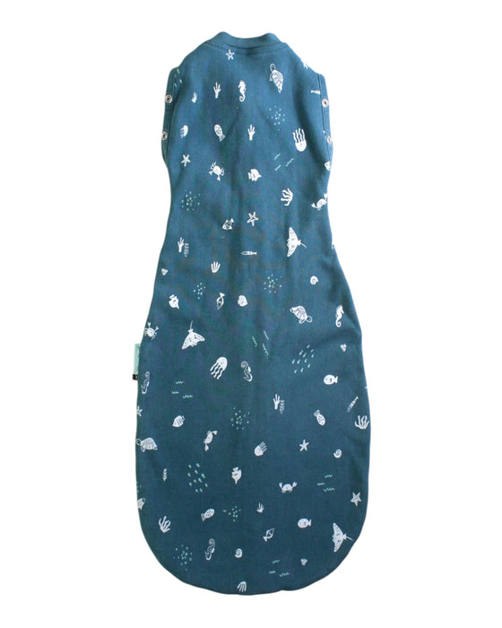 A Navy Sleepsacs from ErgoPouch in size 0-3M for neutral. (Back View)