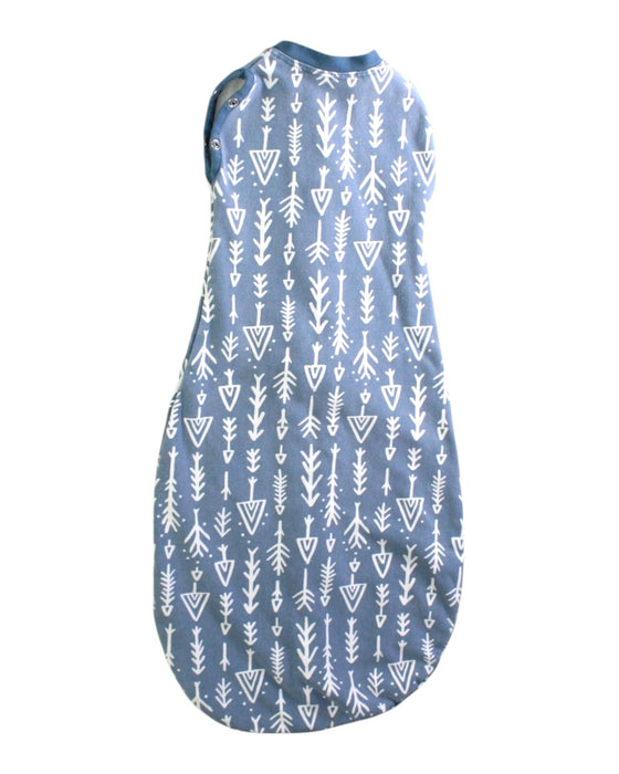 A Blue Sleepsacs from ErgoPouch in size 0-3M for neutral. (Back View)
