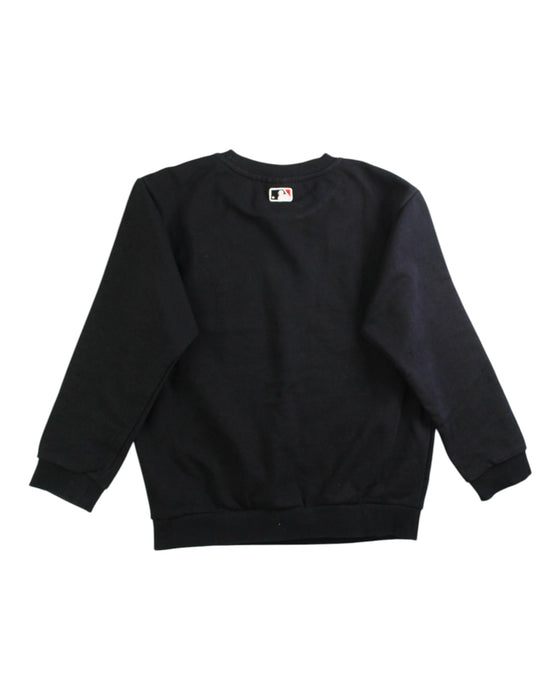 A Black Crewneck Sweatshirts from MLB in size 9Y for neutral. (Back View)