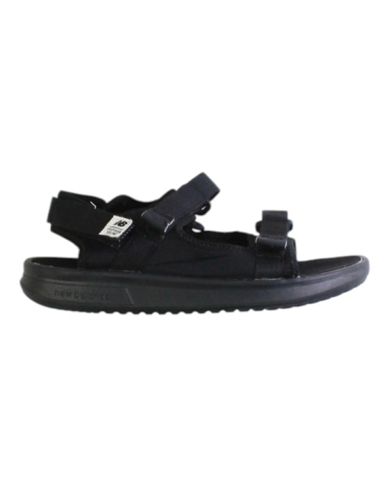 A Black Sandals from New Balance in size 3T for neutral. (Front View)