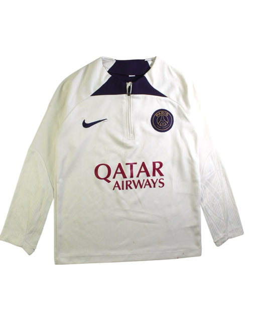 A White Lightweight Jackets from Nike in size 10Y for boy. (Front View)