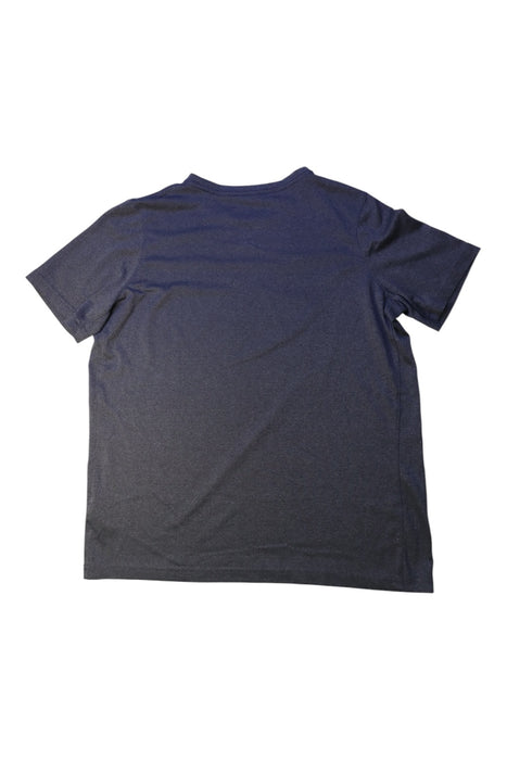 A Navy Short Sleeve T Shirts from Nike in size 14Y for boy. (Back View)