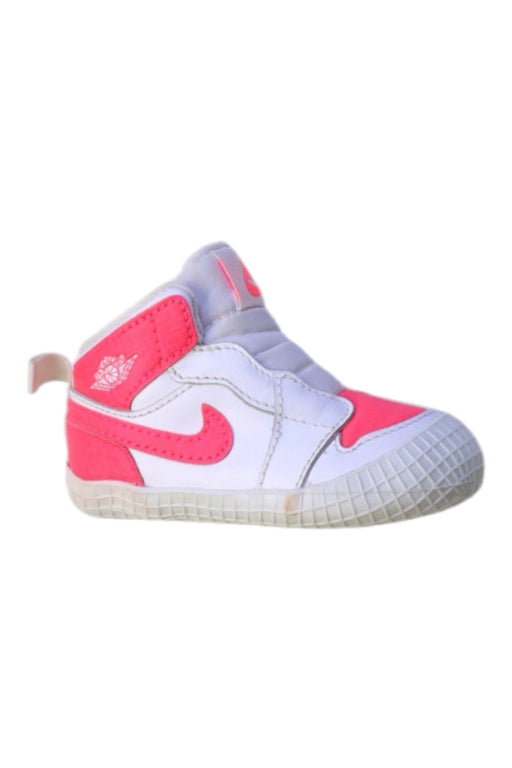 A Pink Sneakers from Air Jordan in size 6-12M for girl. (Front View)