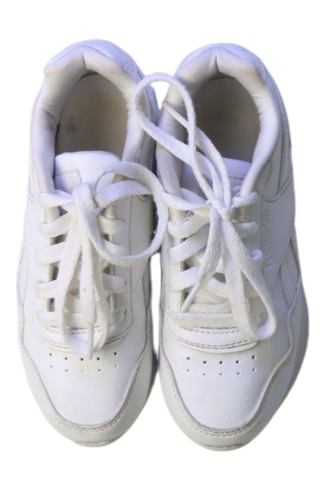 A White Sneakers from Reebok in size 5T for neutral. (Back View)
