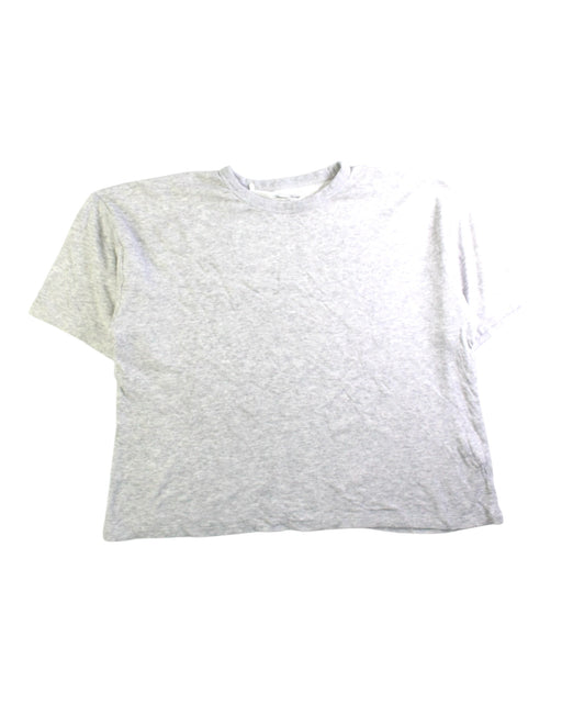 A Grey Short Sleeve T Shirts from American Vintage in size 13Y for neutral. (Front View)