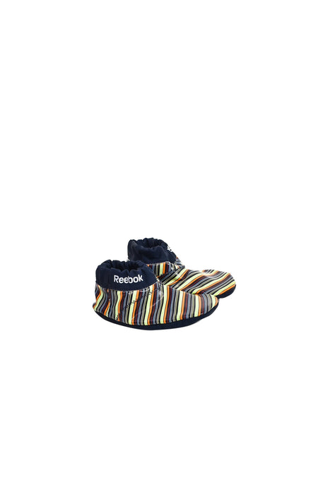 A Mulicolour Slippers from Reebok in size 6-12M for boy. (Front View)