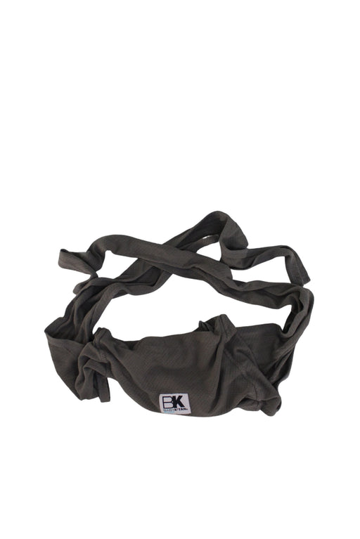 A Grey Baby Carriers from Baby K'tan in size O/S for neutral. (Front View)