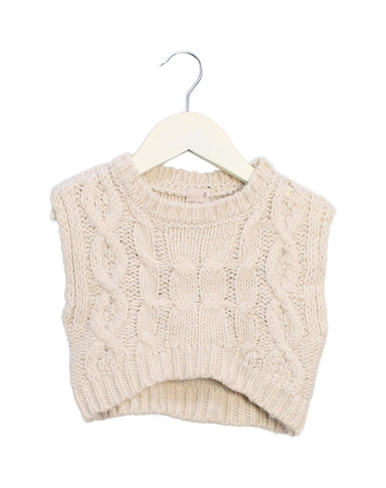 A Ivory Sweater Vests from Petit Main in size 18-24M for girl. (Front View)
