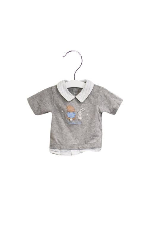 A Grey T Shirts from Chickeeduck in size 6-12M for boy. (Front View)