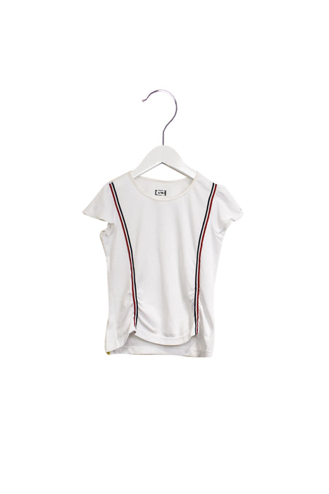 A White Short Sleeve Tops from Chickeeduck in size 5T for girl. (Front View)