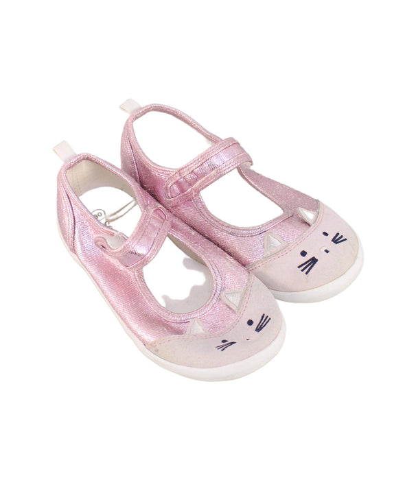 A Pink Flats from Seed in size EU30 for girl. (Front View)