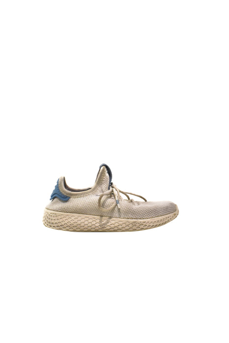 A White Sneakers from Adidas in size 5T for boy. (Back View)