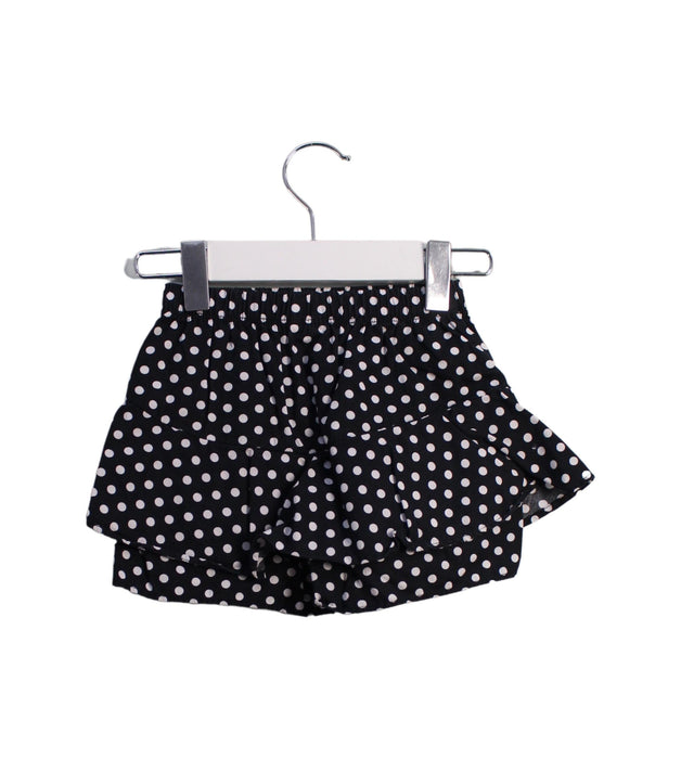 A Black Skorts from Momonittu in size 12-18M for girl. (Back View)