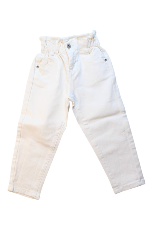 A White Casual Pants from Seed in size 3T for girl. (Front View)