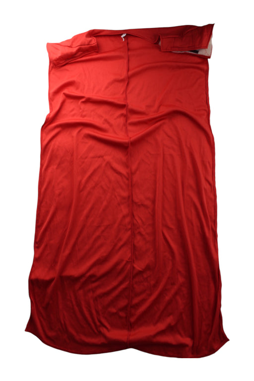 A Red Blankets from Retykle in size O/S for neutral. (Front View)