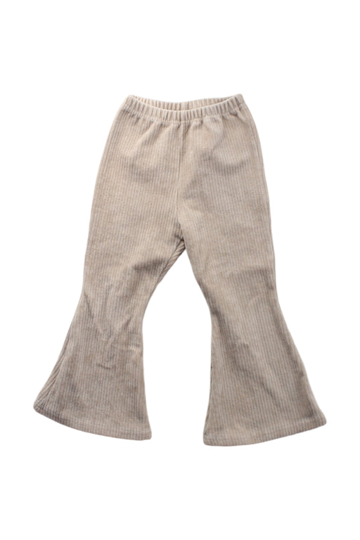 A Beige Casual Pants from Monbebe in size 2T for neutral. (Front View)