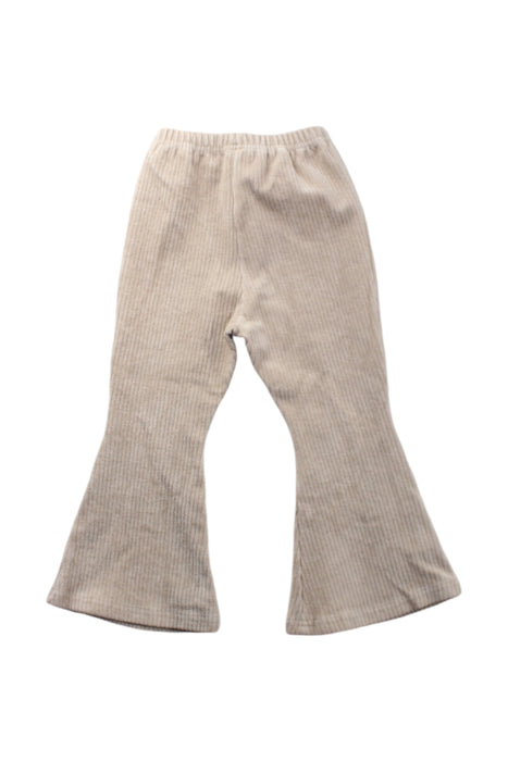 A Beige Casual Pants from Monbebe in size 2T for neutral. (Back View)