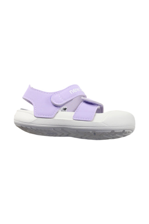 A Purple-White Sandals from New Balance in size 3T for neutral. (Front View)