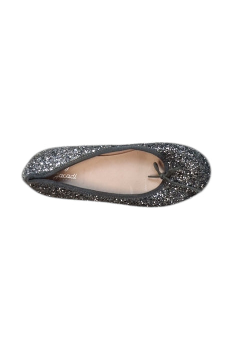 A Black Flats from Jacadi in size 7Y for girl. (Front View)