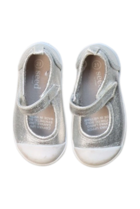 A Silver Slip Ons from Seed in size 12-18M for girl. (Back View)