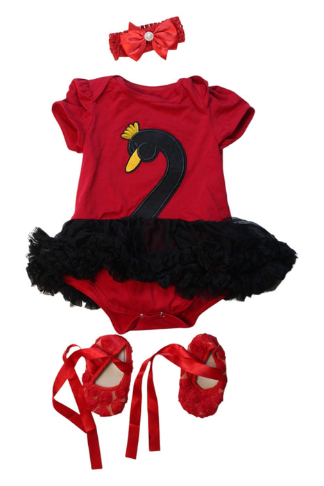 A Red Halloween Costumes from Retykle in size 12-18M for girl. (Front View)