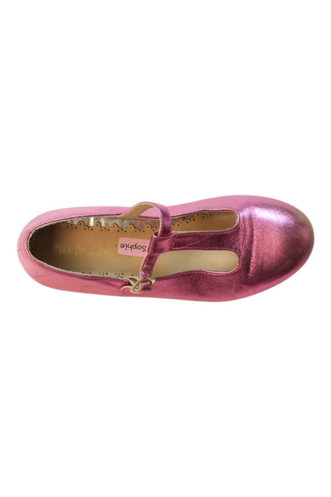 A Pink Flats from Boden in size 7Y for girl. (Front View)