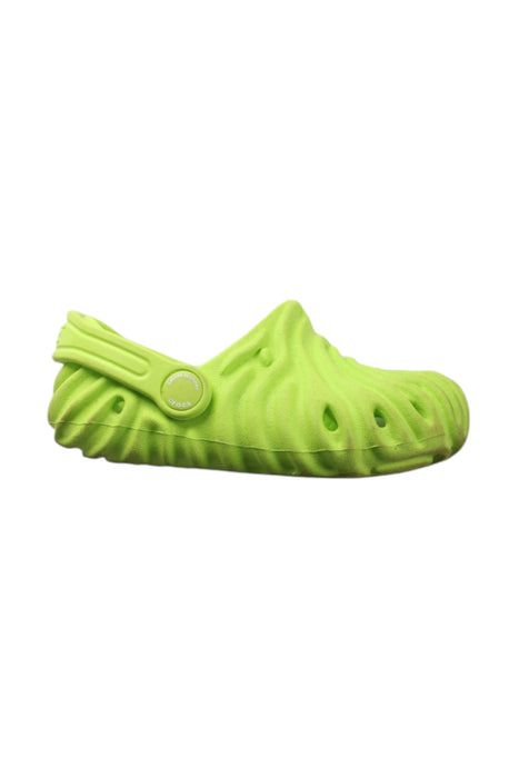 A Green Clogs from Crocs in size 18-24M for neutral. (Front View)