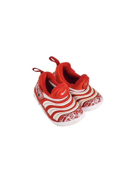 A Red Sneakers from Nike in size 18-24M for girl. (Front View)