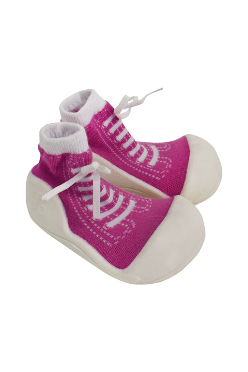 A White Sneakers from Attipas in size  for girl. (Front View)
