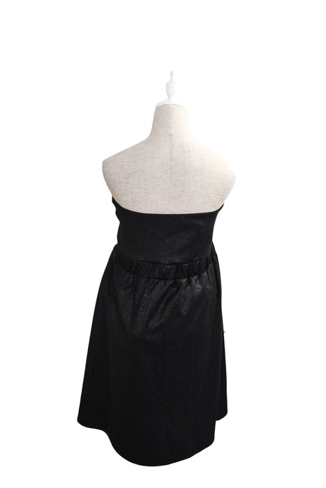 A Black Sleeveless Dresses from Maternal America in size L for maternity. (Back View)