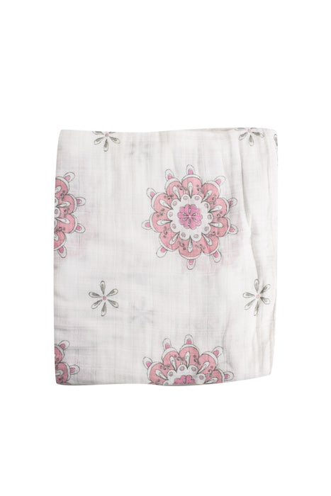 A White Blankets from Aden & Anais in size O/S for neutral. (Front View)