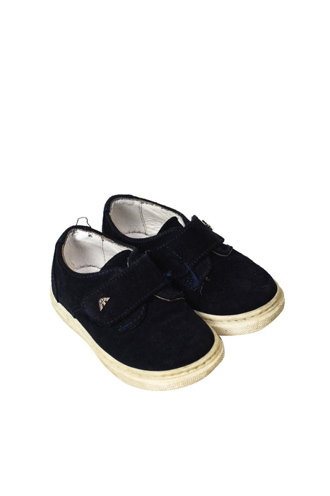 A Navy Sneakers from Armani in size 18-24M for boy. (Front View)
