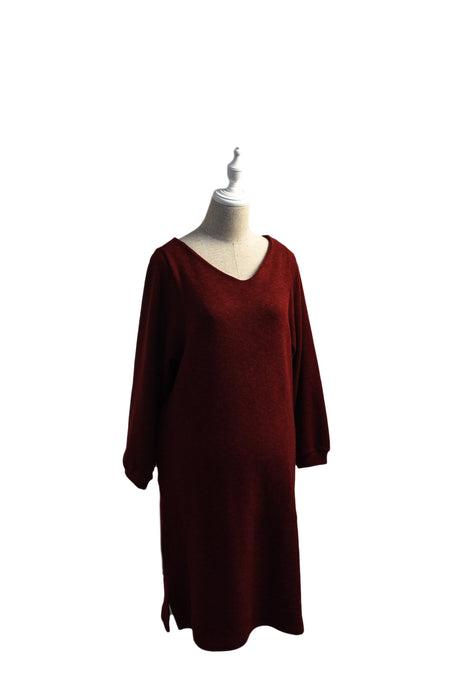 A Red Sweater Dresses from Milk Tea in size M for maternity. (Front View)