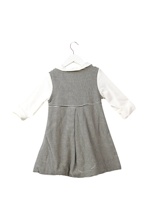A White Long Sleeve Dresses from Adorarmi in size 3T for girl. (Back View)