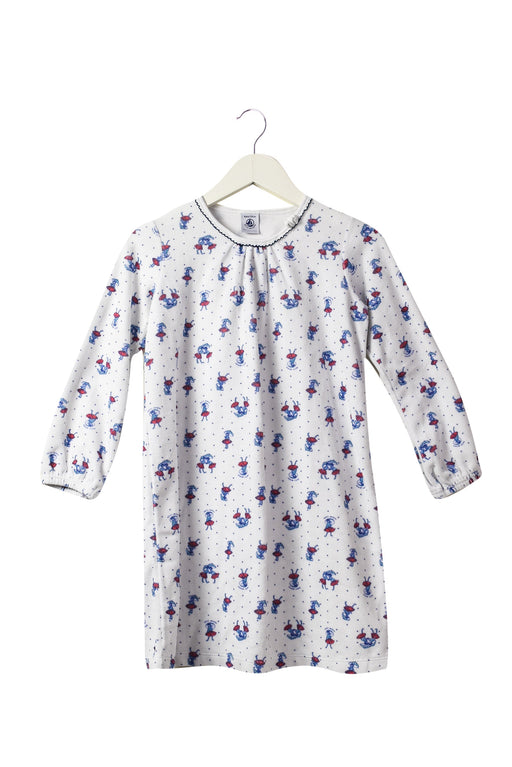 A White Nightgowns from Petit Bateau in size 6T for girl. (Front View)