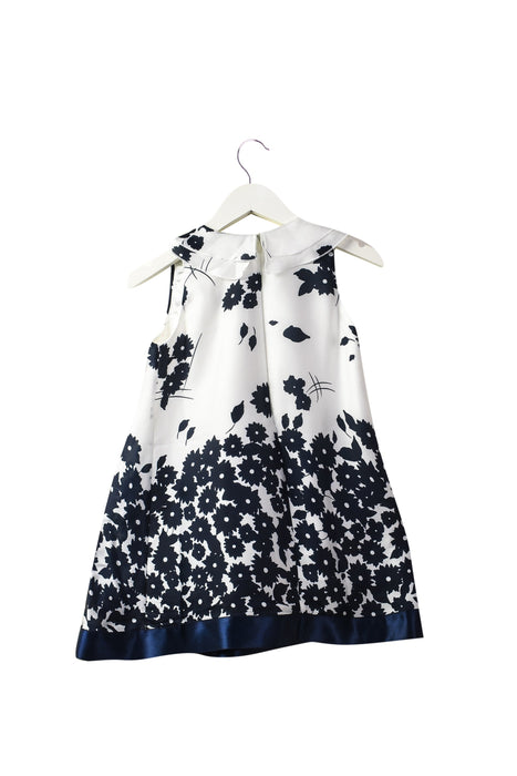 A White Sleeveless Dresses from Byblos in size 3T for girl. (Back View)