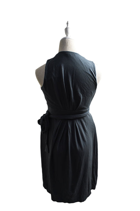 A Grey Sleeveless Dresses from Ingrid & Isabel in size S for maternity. (Back View)