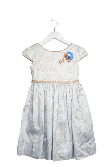 A Blue Short Sleeve Dresses from Periwinkle in size 2T for girl. (Front View)