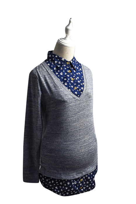 A Blue Long Sleeve Tops from Mamaway in size S for maternity. (Front View)