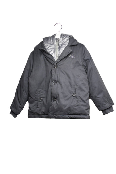 A Grey Puffer/Quilted Jackets from Chicco in size 4T for neutral. (Front View)