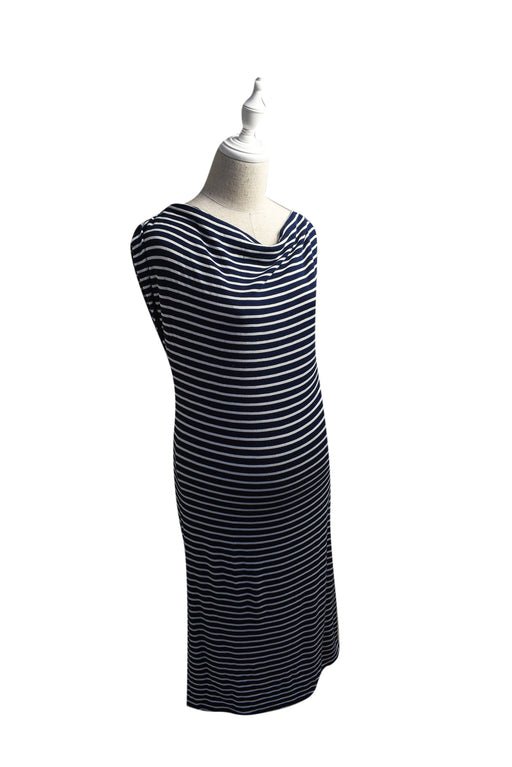 A Navy Sleeveless Dresses from Mayarya in size L for maternity. (Front View)