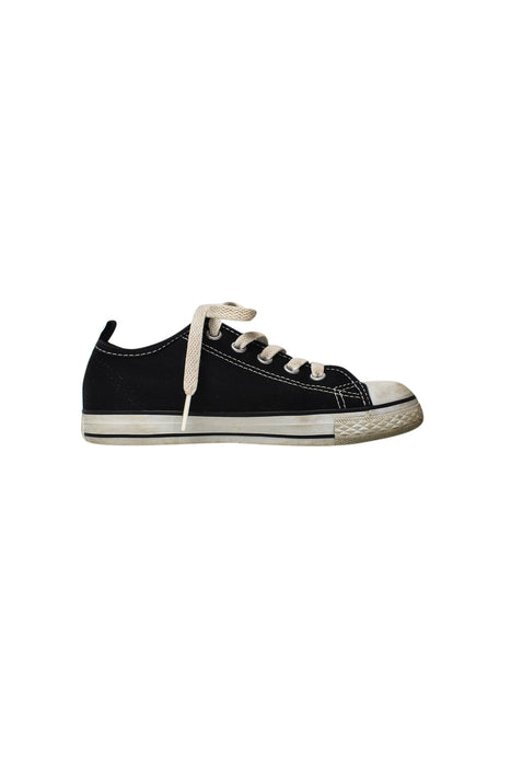 A Black Sneakers from Converse in size 6T for neutral. (Back View)